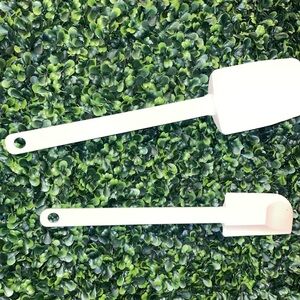Pampered chef White Silicone Spatula Set